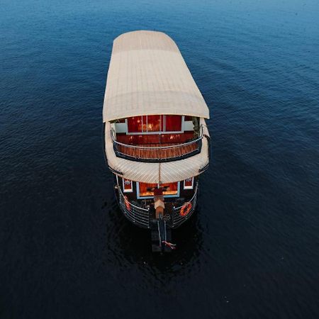 Venice Premium Houseboats Alleppey Alappuzha Extérieur photo