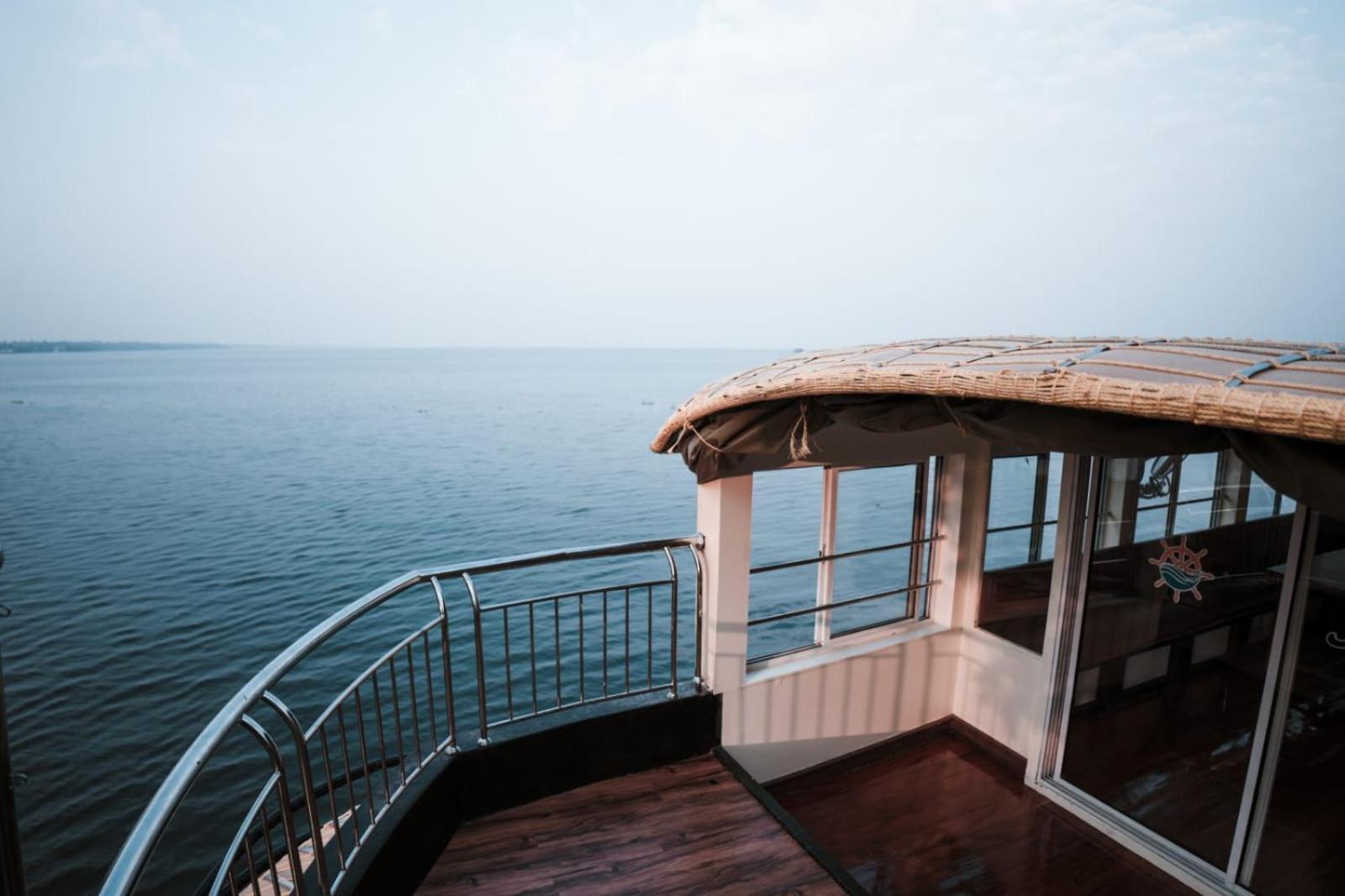 Venice Premium Houseboats Alleppey Alappuzha Extérieur photo