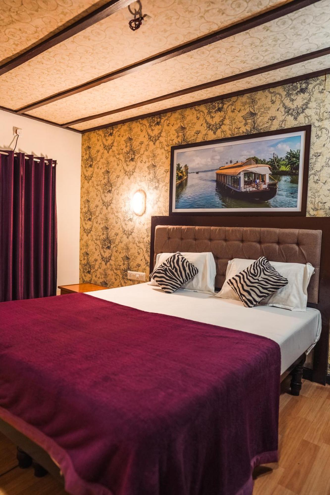 Venice Premium Houseboats Alleppey Alappuzha Extérieur photo