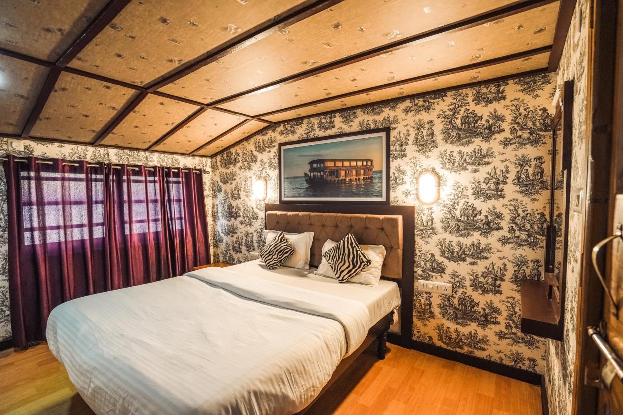 Venice Premium Houseboats Alleppey Alappuzha Extérieur photo