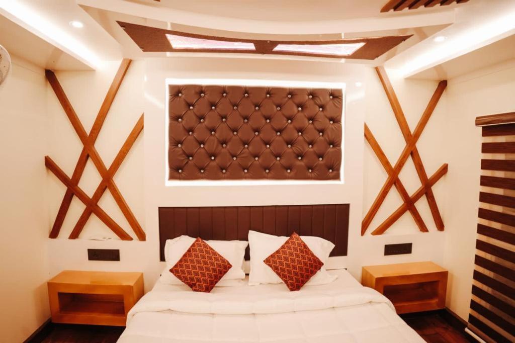 Venice Premium Houseboats Alleppey Alappuzha Extérieur photo