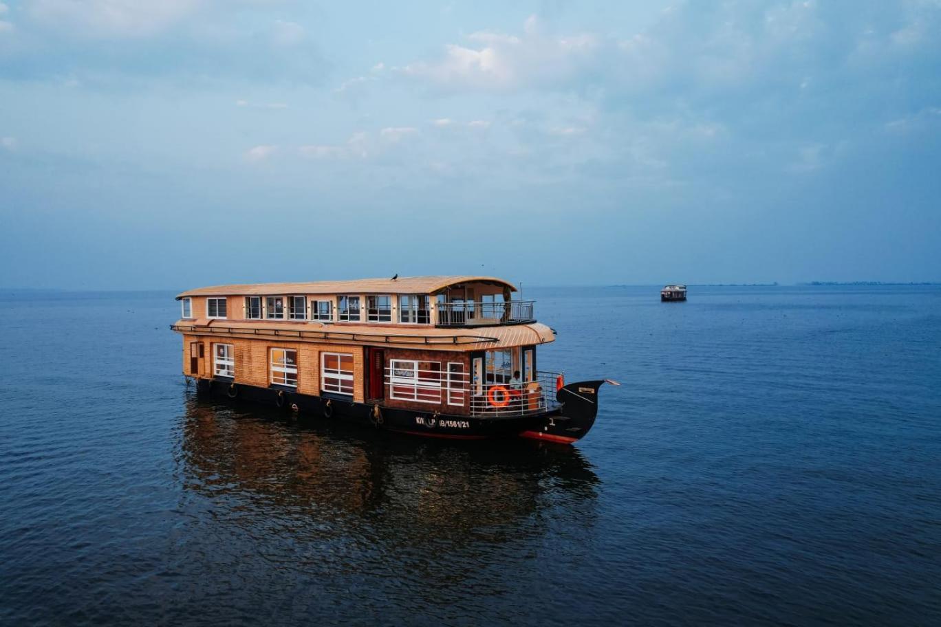 Venice Premium Houseboats Alleppey Alappuzha Extérieur photo